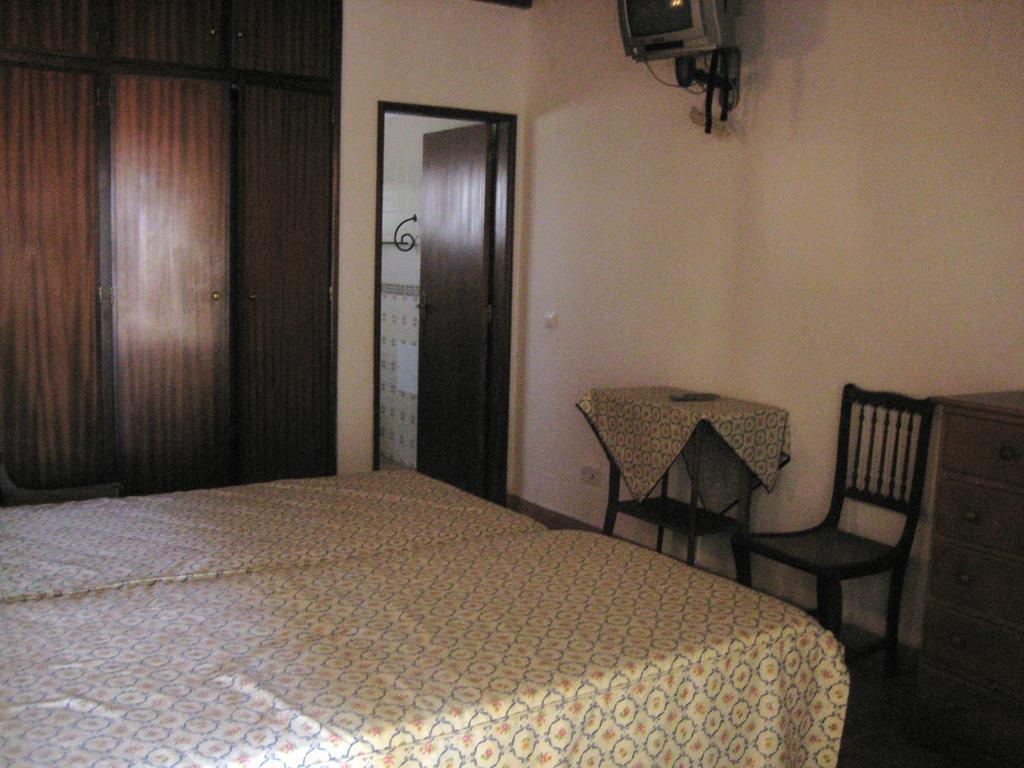 Gasthaus Quinta Das Aves Lagos Zimmer foto