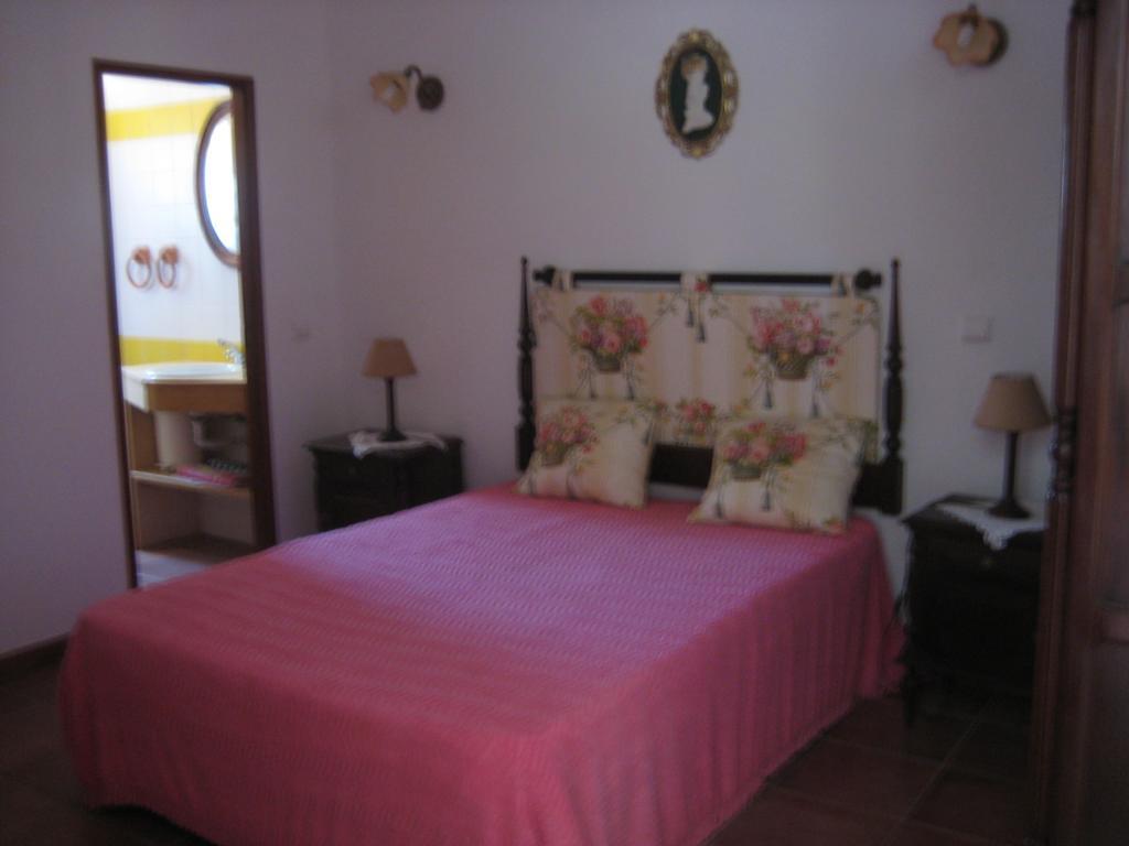 Gasthaus Quinta Das Aves Lagos Zimmer foto