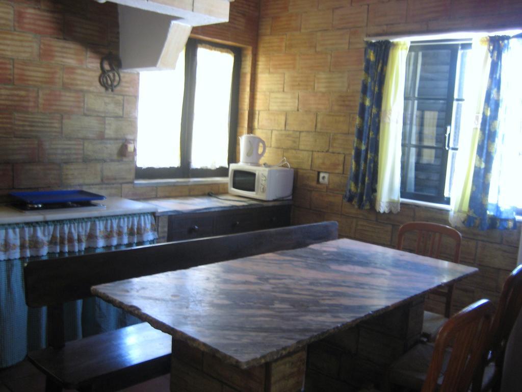 Gasthaus Quinta Das Aves Lagos Zimmer foto